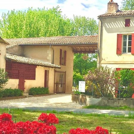 La Carreterie - Maison De Famille{S} Pineuilh Exterior foto