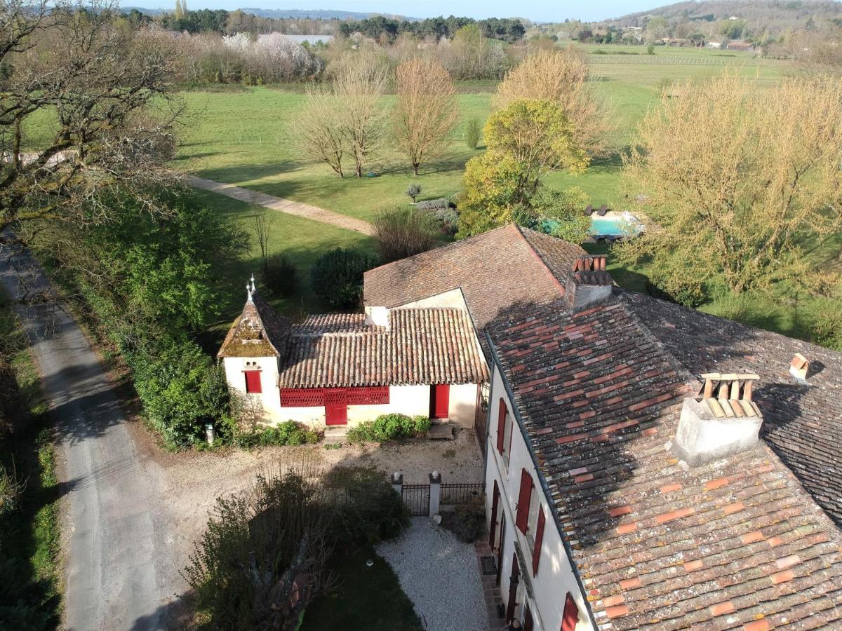 La Carreterie - Maison De Famille{S} Pineuilh Exterior foto
