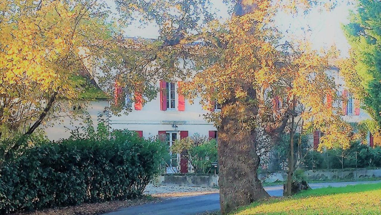 La Carreterie - Maison De Famille{S} Pineuilh Exterior foto